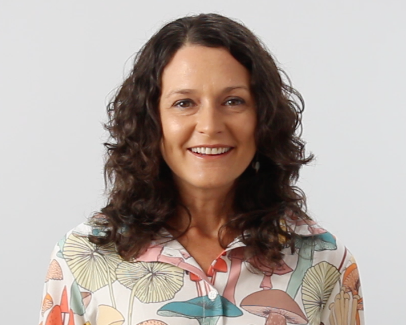 https://explore.synthesisretreat.com/hubfs/Allison%20Feduccia%20_%20Headshot.png