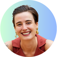 https://5344399.fs1.hubspotusercontent-na1.net/hubfs/5344399/Emma%20Knighton.png