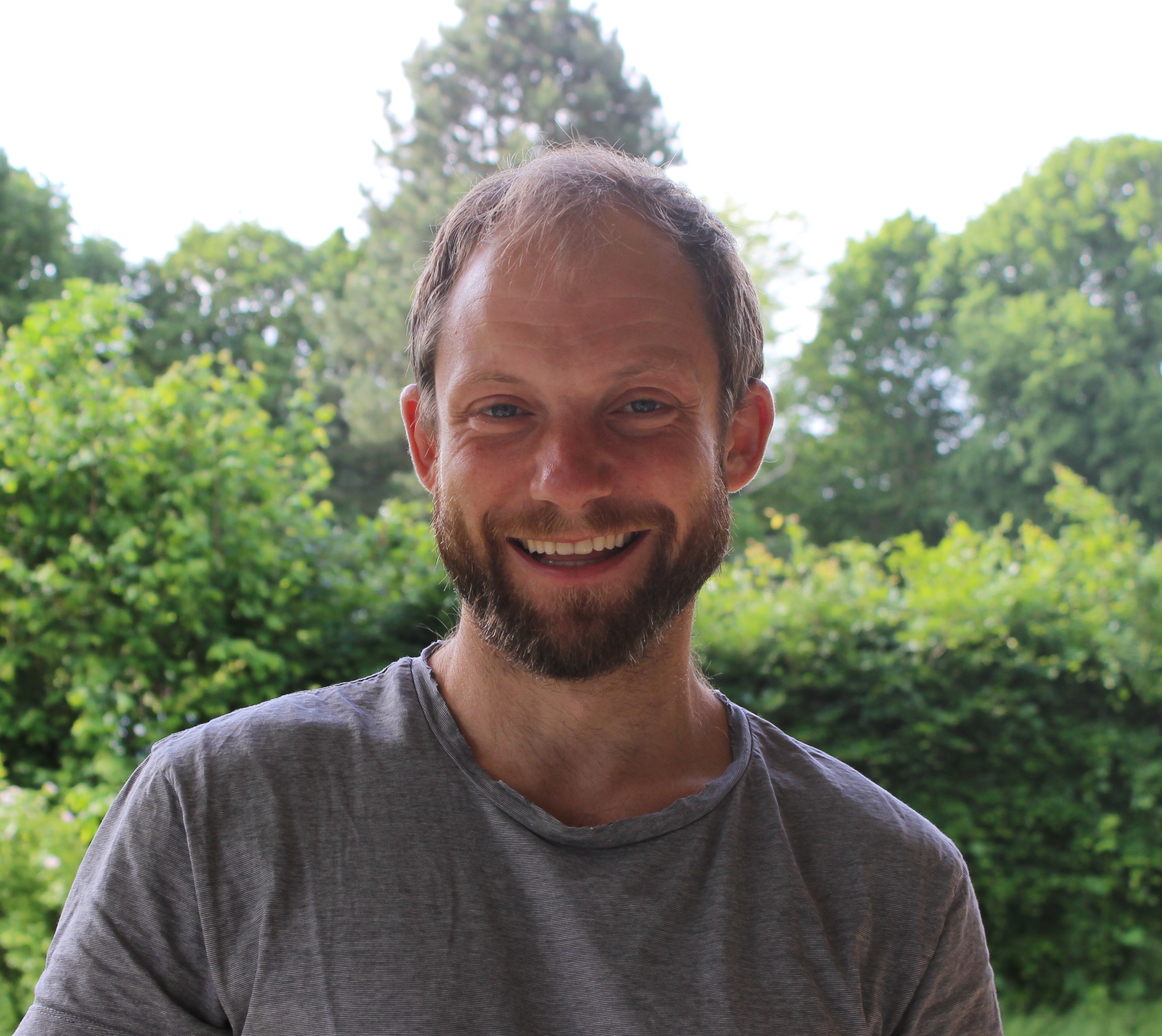 https://explore.synthesisretreat.com/hubfs/Nikolaj%20Knub%20headshot.jpg