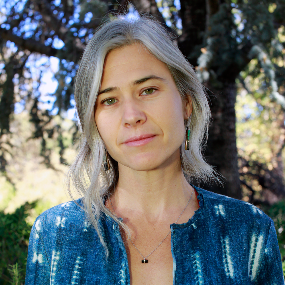 https://explore.synthesisretreat.com/hubfs/Simone.png