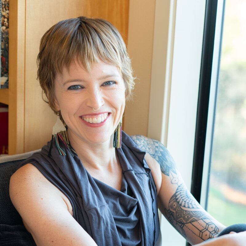 https://5344399.fs1.hubspotusercontent-na1.net/hubfs/5344399/Valeria%20McCarroll%20_%20Headshot.jpg